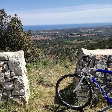 Masseria Trulli Sull'aia ベッド・アンド・ブレックファスト 3*