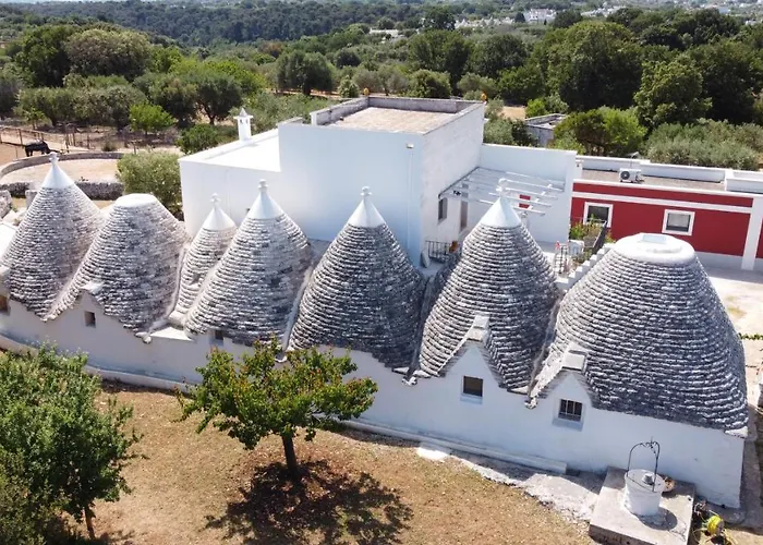 Masseria Trulli Sull'aia 住宿加早餐酒店
