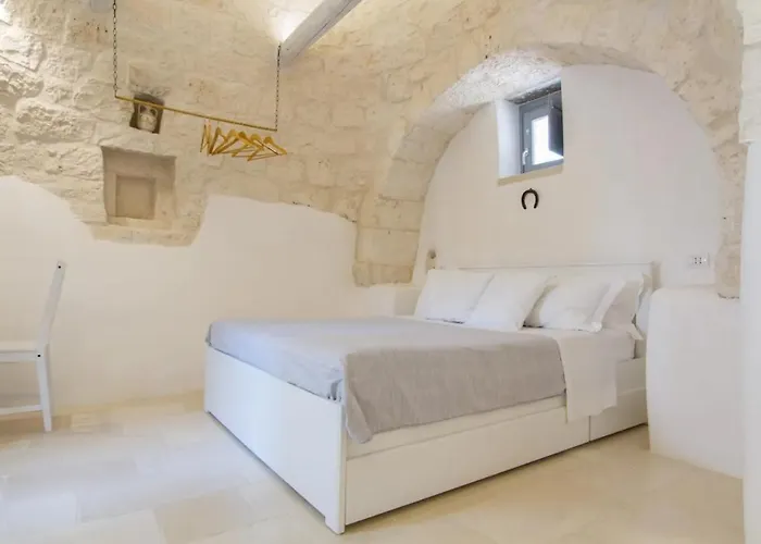 Masseria Trulli Sull'aia 住宿加早餐酒店