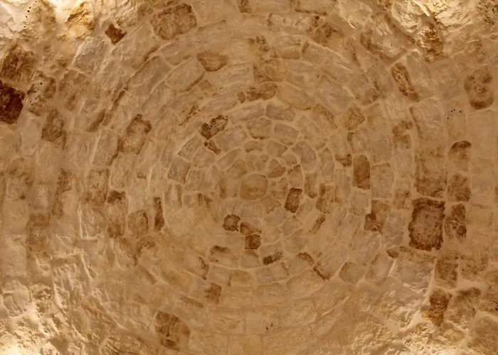 Masseria Trulli Sull'aia 住宿加早餐酒店 3*